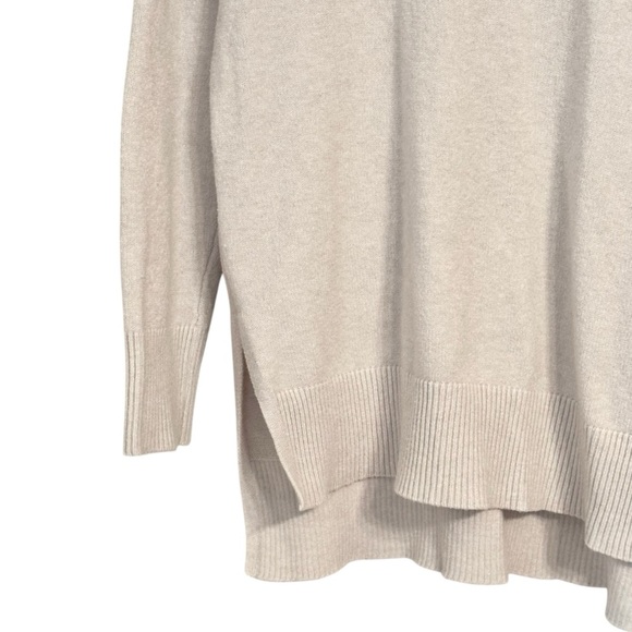 Tahari Light Pink Crewneck Sweater Side Slits S - Picture 4 of 6